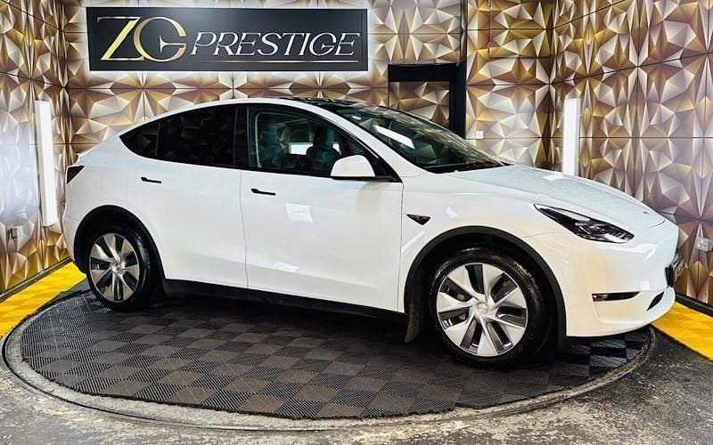 Used Tesla Model Y Long Range AWD 286 kW (389 HP) 2025 SUV