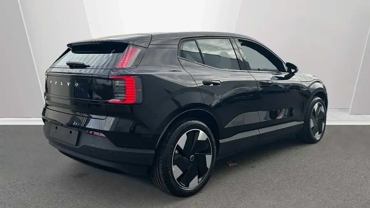New Volvo EX30 Performance 310 kW (422 HP) 2025 Black SUV