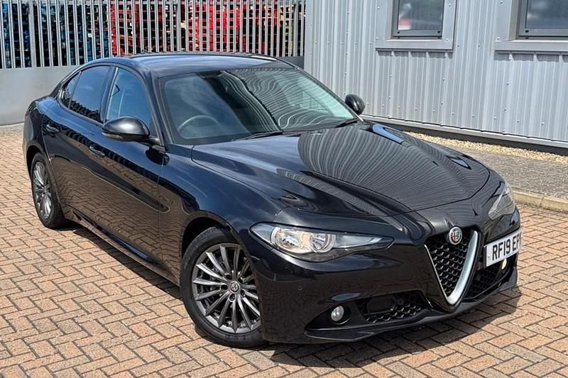 Used 2019 Alfa Romeo Giulia Super Sedan | £13,000 (Super price) - Image 1/1