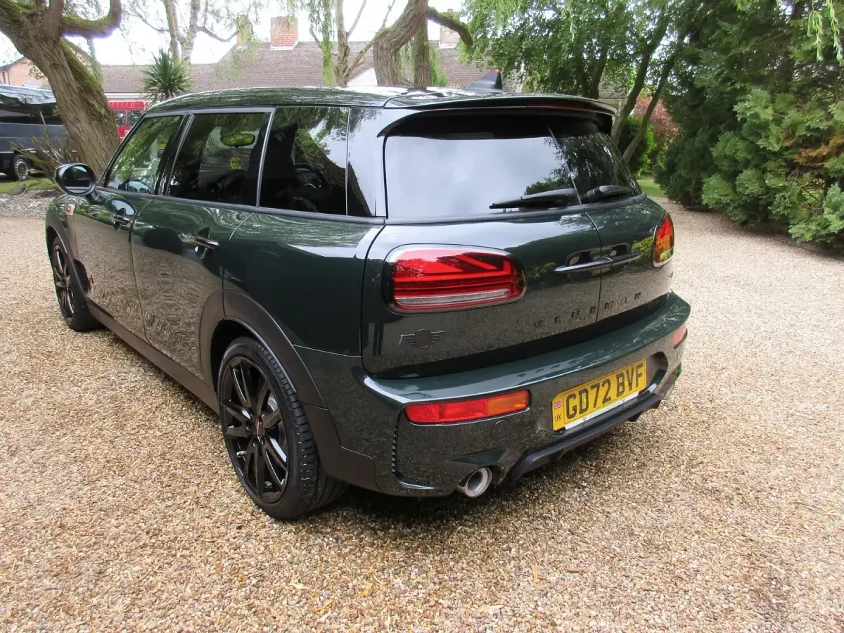 Used Mini John Cooper Works Clubman Sport 302 HP (222 kW) 2023 Green Estate