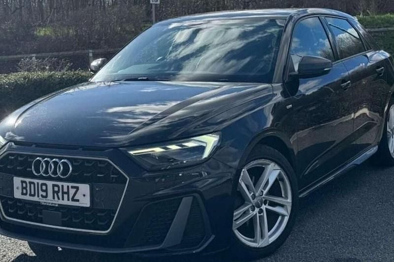 Used Audi A1 Sportback S-Line 116 HP (85 kW) 2019 Black Hatchback