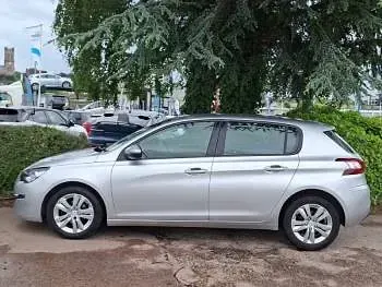 Used Peugeot 308 Active 99 HP (72 kW) 2016 Silver Hatchback