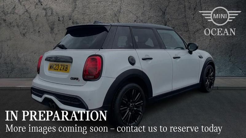 Used Mini Cooper S Exclusive 176 HP (129 kW) 2023 White Hatchback