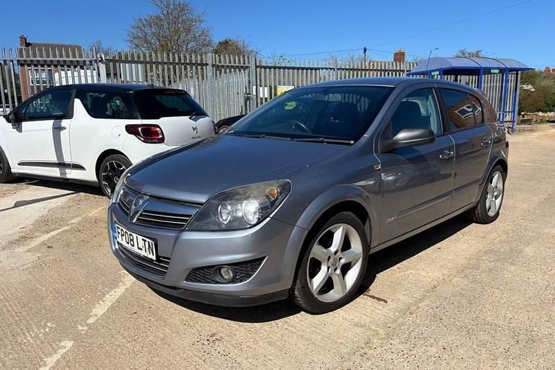 Silver Used 2008 Vauxhall Astra SRi Hatchback | £999 (Good price) - Image 1/1