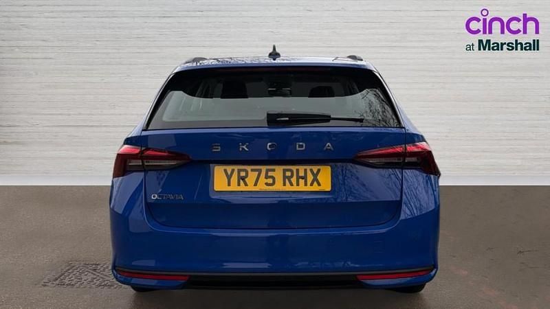 Used Skoda Octavia SE Technology 116 HP (85 kW) 2025 Blue