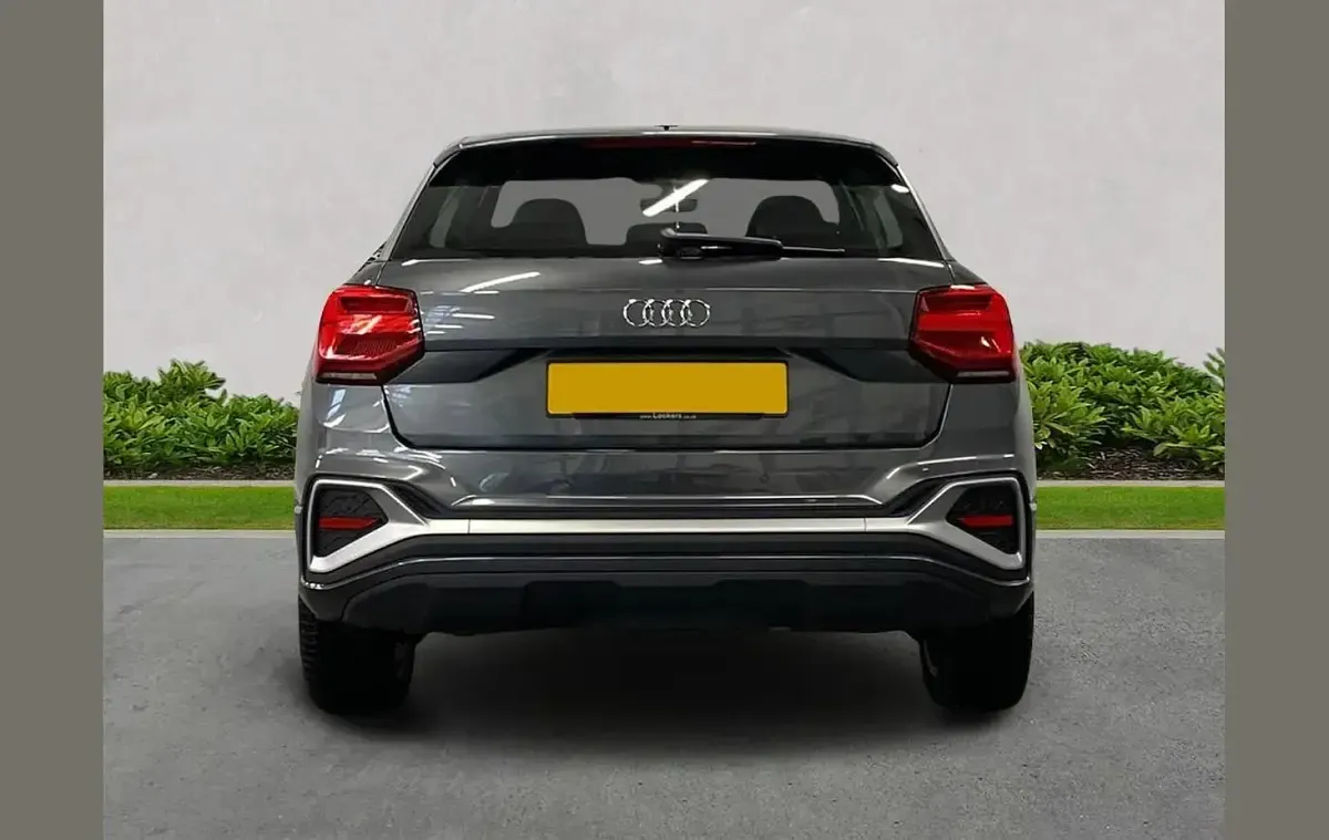 Nouă Audi Q2 S-Line 147 CP (108 kW) 2025 Other SUV