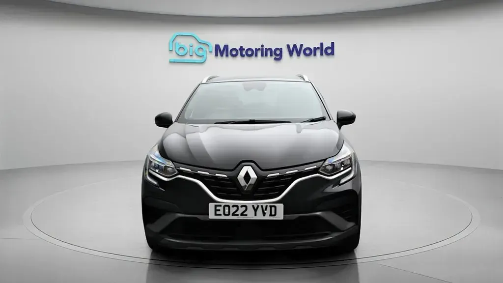 Second-hand Renault Captur RS Line 140 CP (102 kW) 2022 Negru SUV