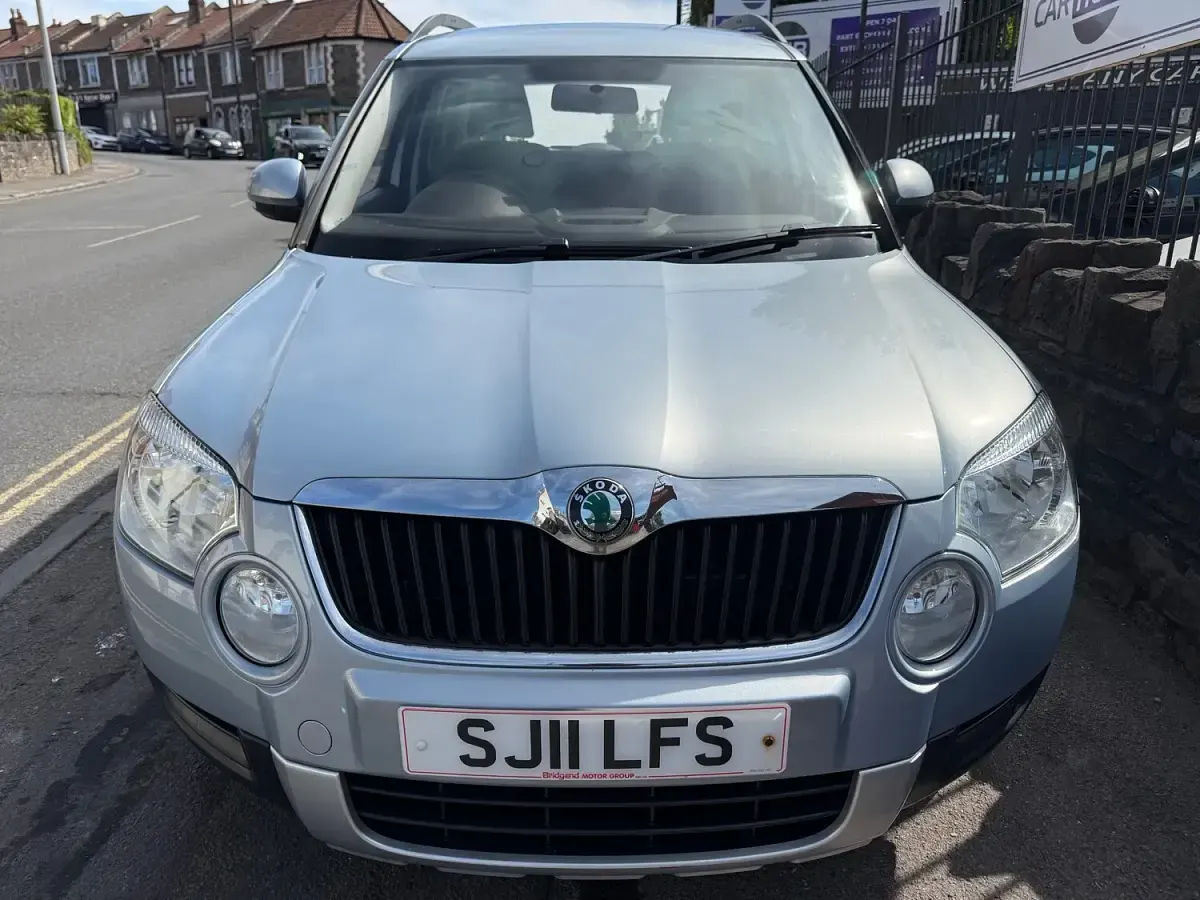 Used Skoda Yeti 105 HP (77 kW) 2011 Blue SUV