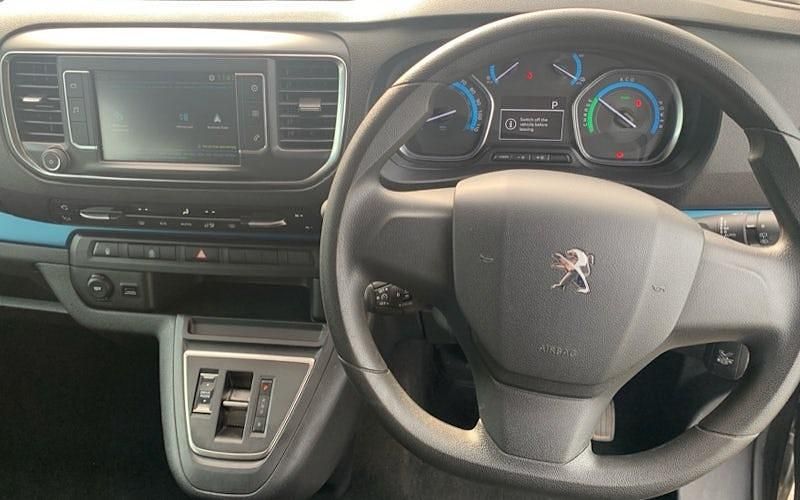 Used Peugeot e-Traveller Active 100 kW (136 HP) 2021 Grey MPV