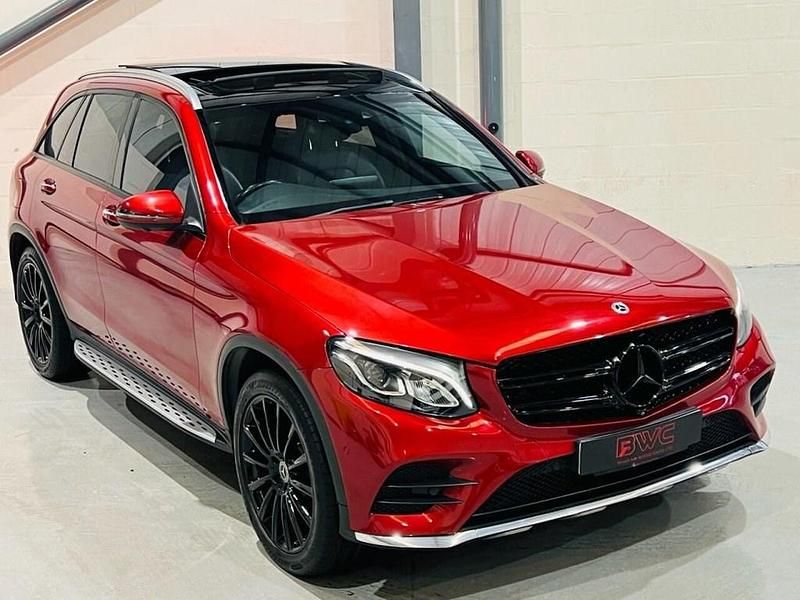 Used Mercedes GLC250 AMG line 204 HP (150 kW) 2018 Red SUV