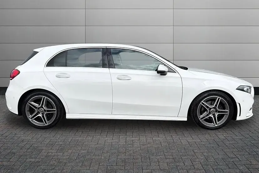 Used Mercedes A200 AMG Line Premium Plus 148 HP (108 kW) 2019 Polar white Hatchback