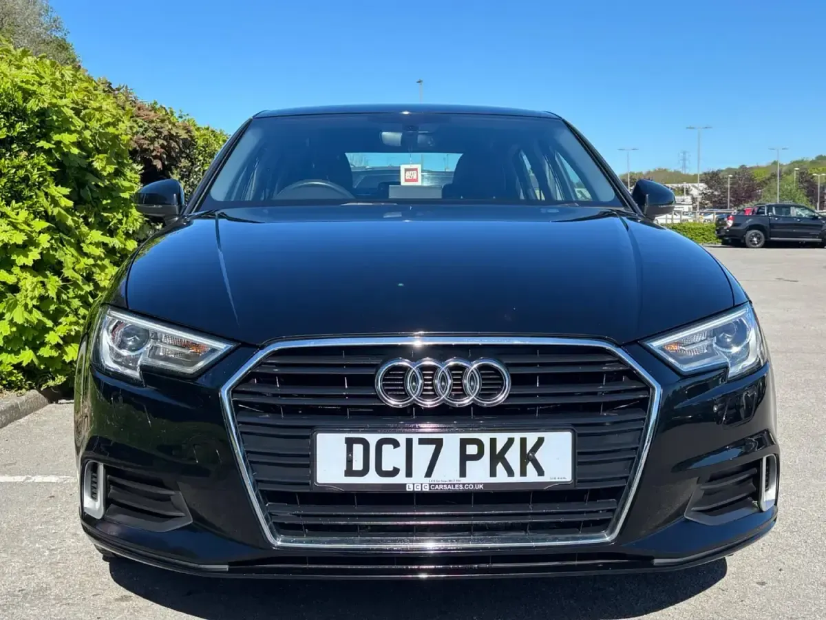 Używany Audi A3 Sport 110 KM (80 kW) 2017 Czarny Sedan/Limuzyna
