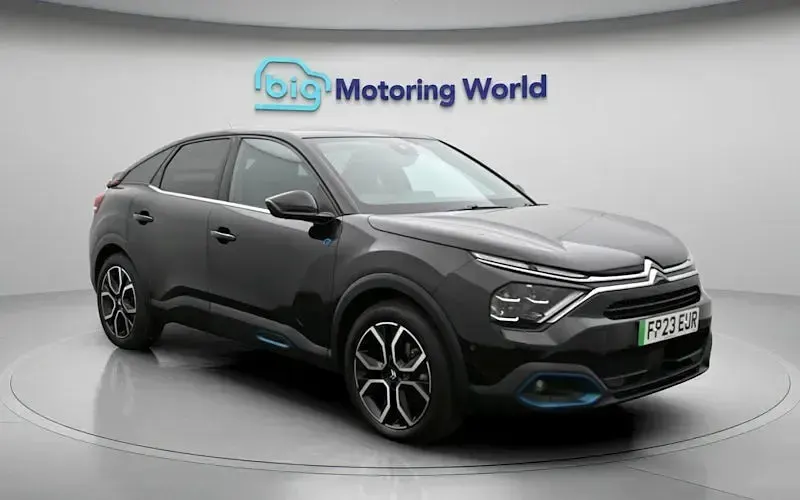 Used Citroën e-C4 Shine 100 kW (136 HP) 2023 Black Hatchback