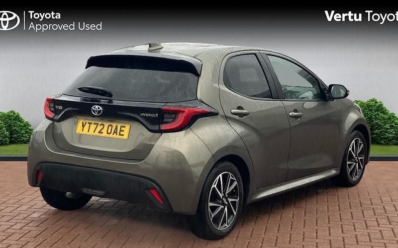 Used Toyota Yaris Hybrid Design 116 HP (85 kW) 2026 Hatchback