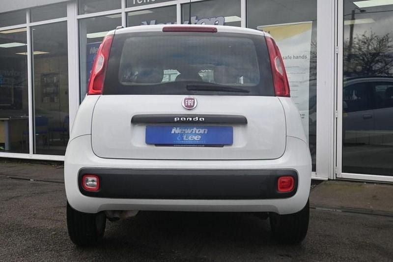 Used Fiat Panda Lounge 69 HP (50 kW) 2015 White Hatchback