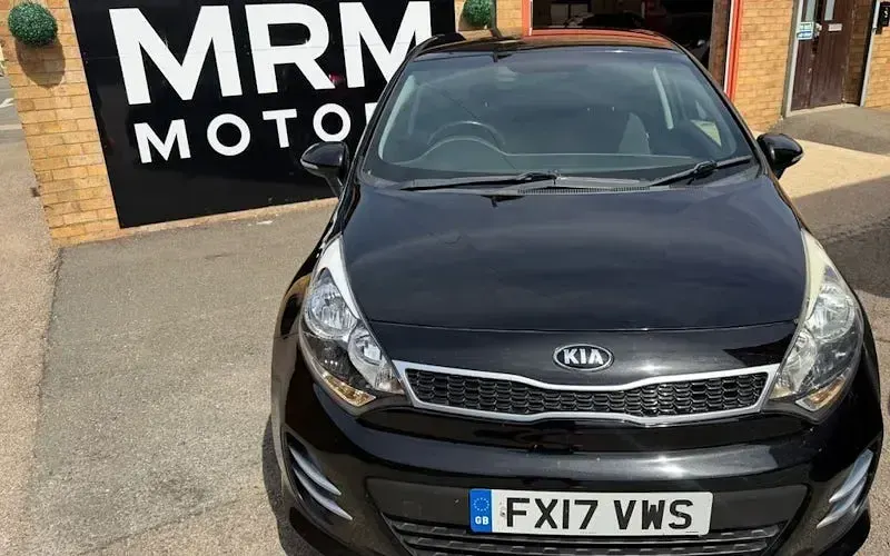 Used Kia Rio 84 HP (61 kW) 2016 Black Hatchback