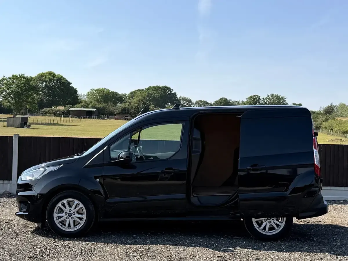 Used Ford Transit Connect Limited 2024 Black MPV