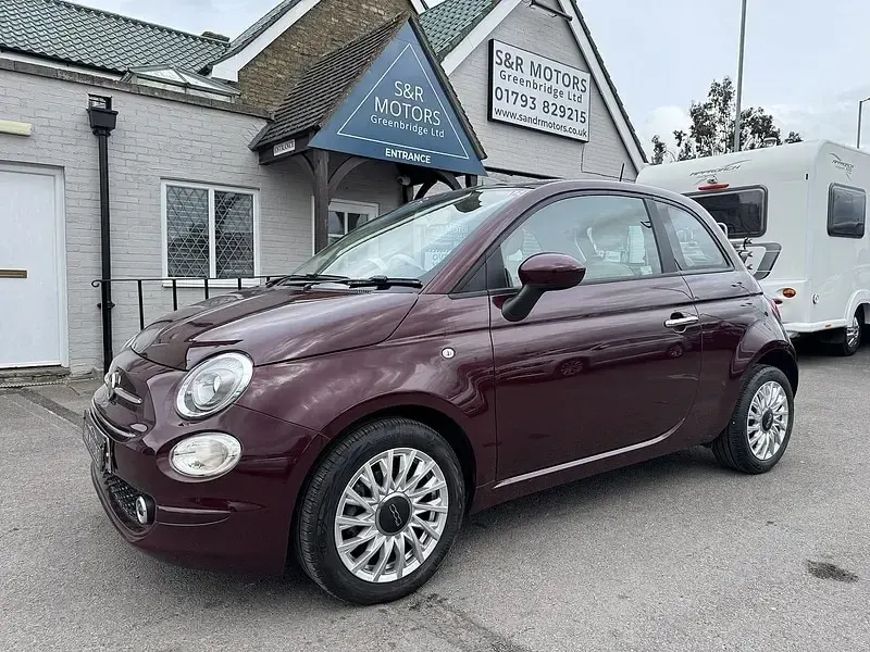 Used Fiat 500 Lounge 70 HP (51 kW) 2021 Red Hatchback