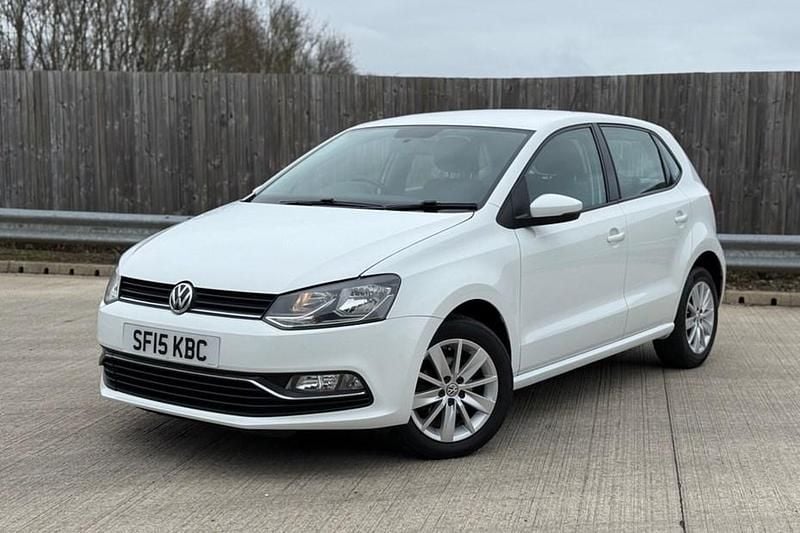 Used VW Polo SE 60 HP (44 kW) 2015 White Hatchback