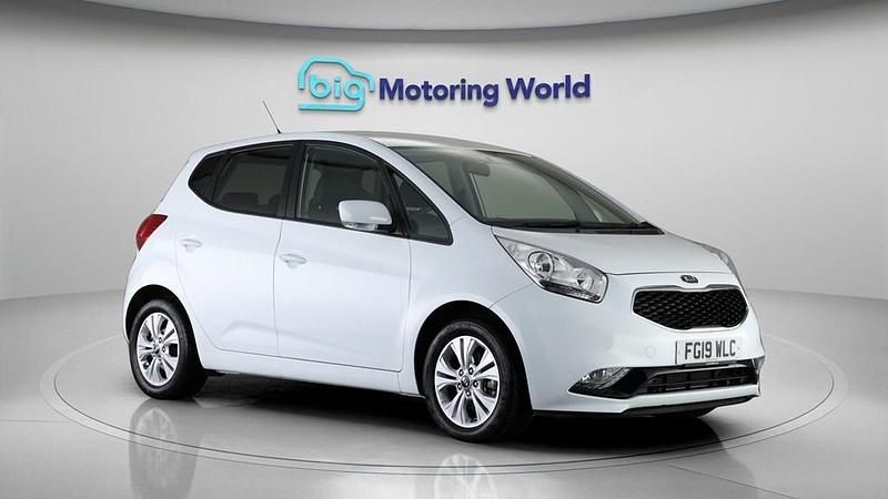 Used Kia Venga 123 HP (90 kW) 2019 White Hatchback
