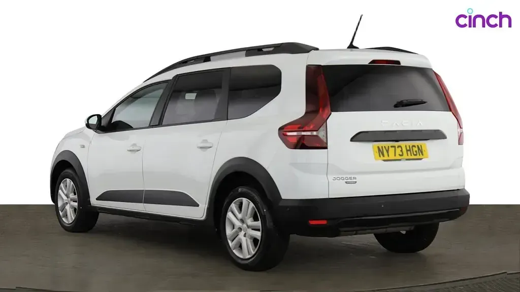 Used Dacia Jogger Expression 141 HP (103 kW) 2024 White MPV