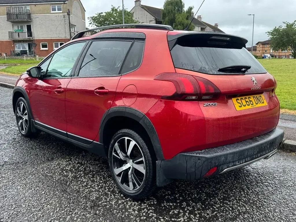 Used Peugeot 2008 GT-line 120 HP (88 kW) 2016 Red SUV