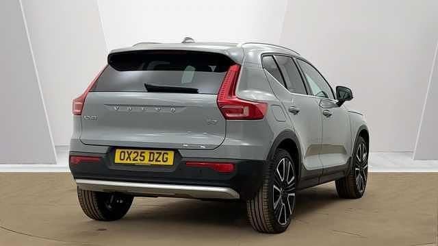 Used Volvo XC40 Ultra 163 HP (119 kW) 2026 SUV