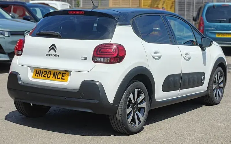 Used Citroën C3 Flair 110 HP (80 kW) 2020 White Hatchback