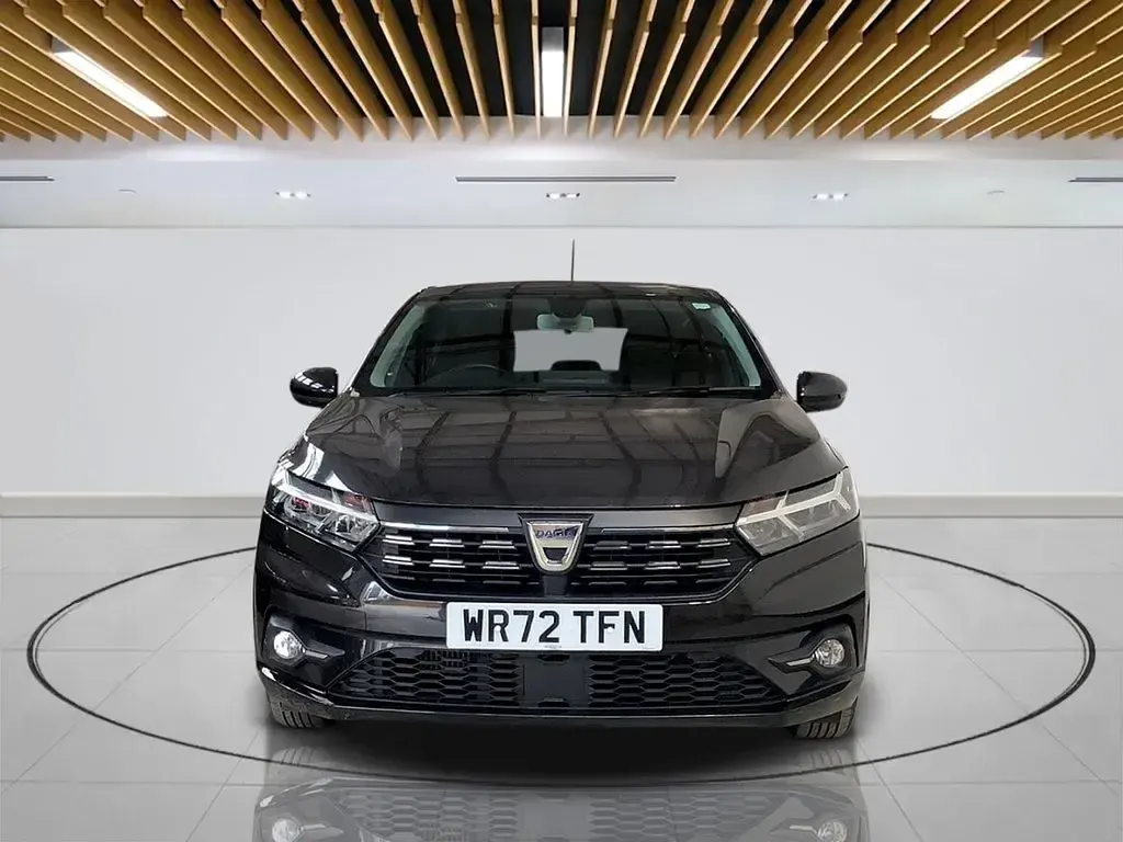 Begagnad Dacia Sandero Comfort 90 HK (66 kW) 2022 Svart Halvkombi
