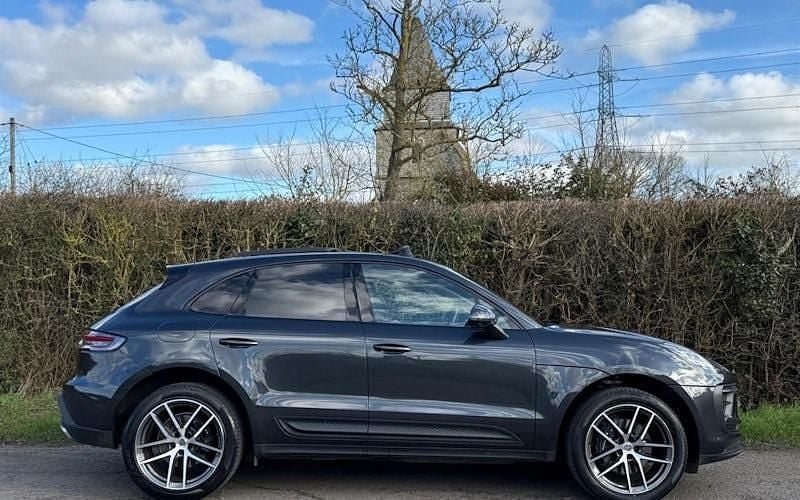 Used Porsche Macan 265 HP (194 kW) 2025 SUV
