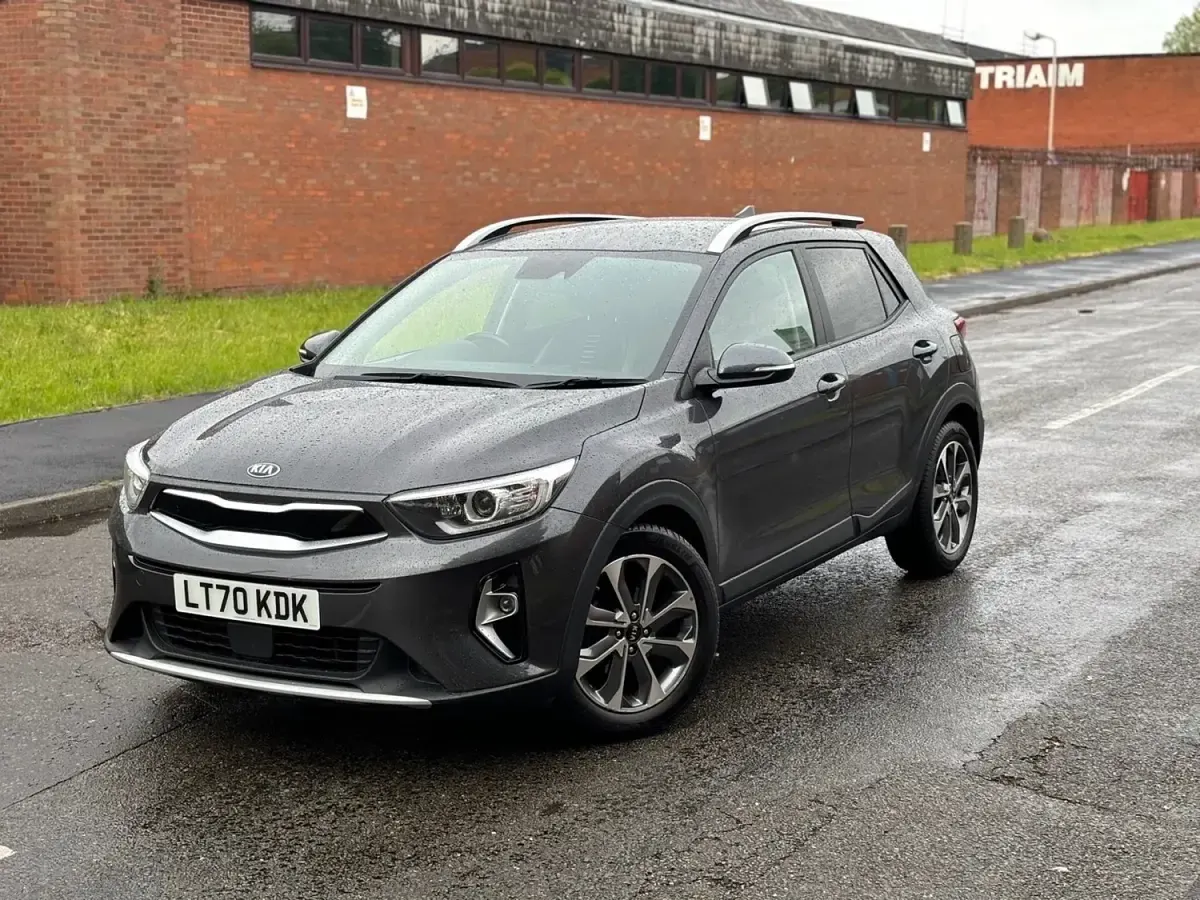 Usado Kia Stonic 2020 Cinzento SUV