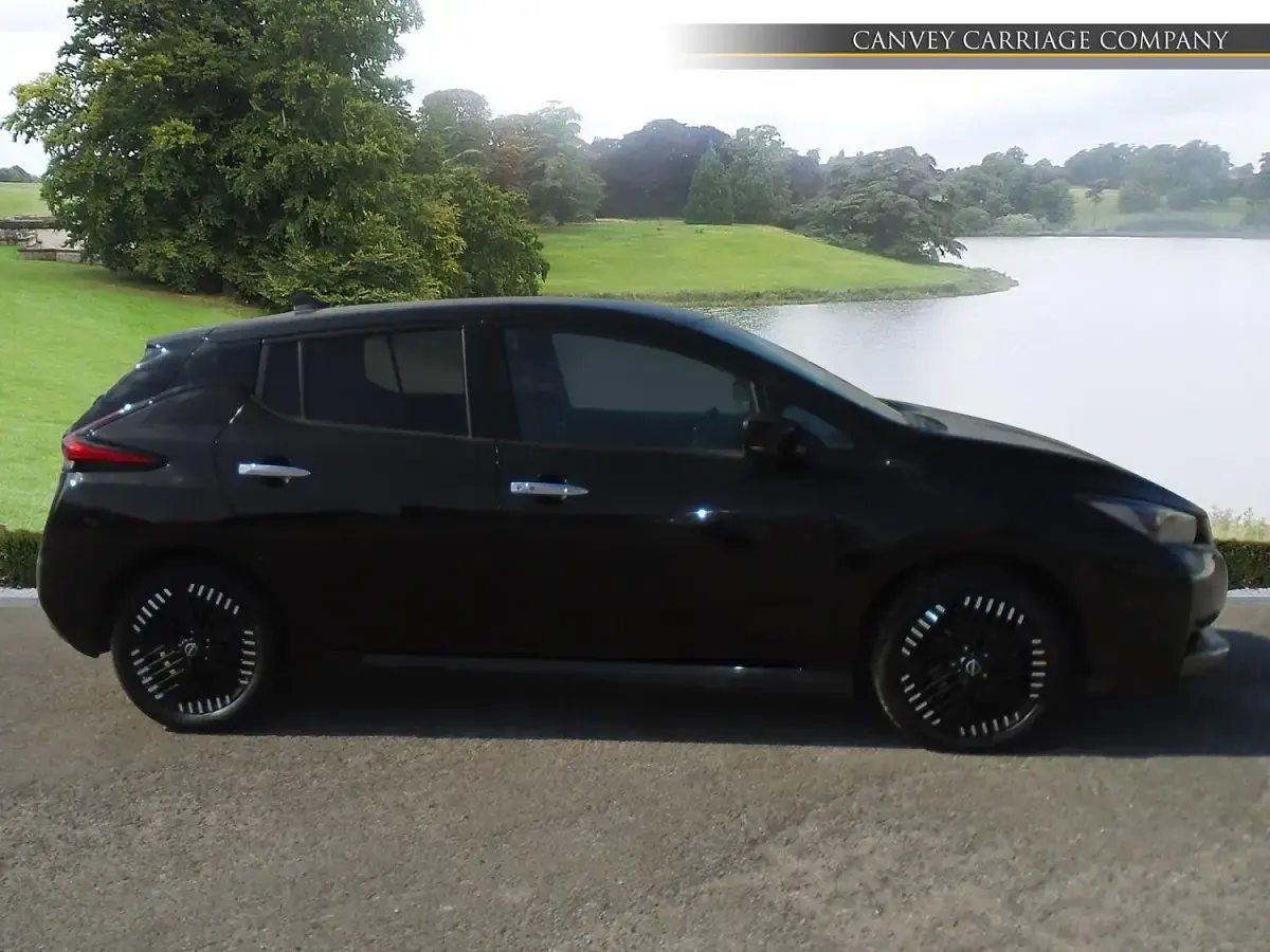 Used Nissan Leaf N-Connecta 110 kW (150 HP) 2022 Black Hatchback