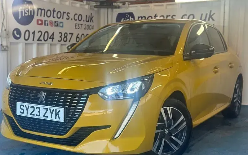 Used Peugeot 208 Allure+ 102 HP (75 kW) 2023 Hatchback