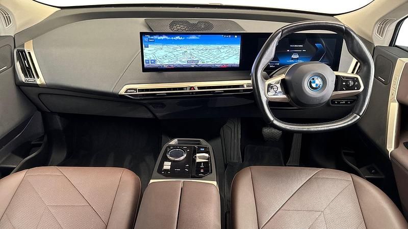 Used BMW iX Sport Line 236 kW (322 HP) 2022 White SUV