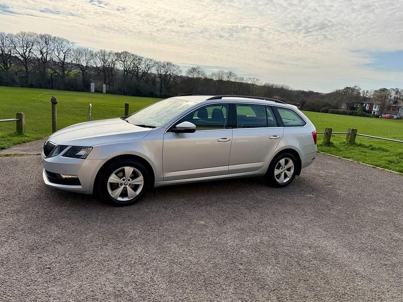 Used Skoda Octavia SE Technology 115 HP (84 kW) 2018 Silver Estate