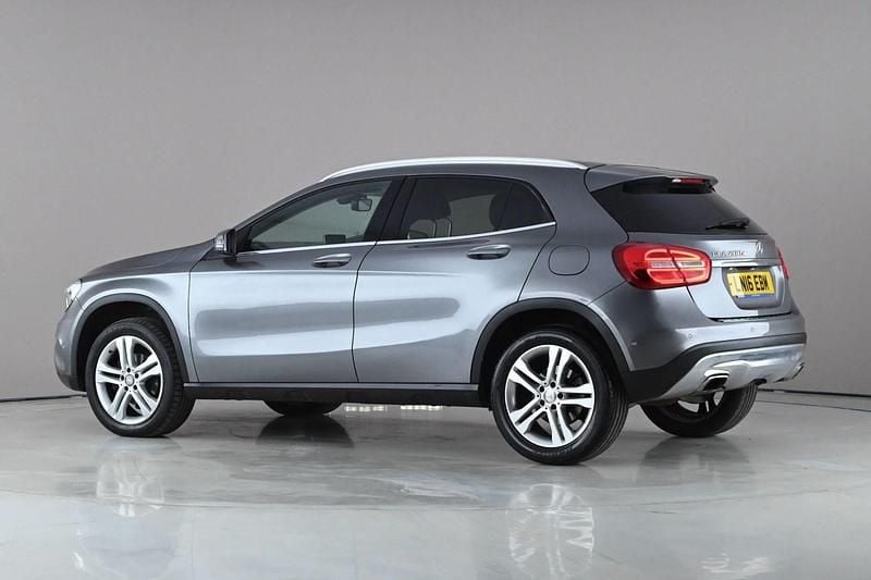Used Mercedes GLA200 Premium 136 HP (100 kW) 2016 Grey SUV
