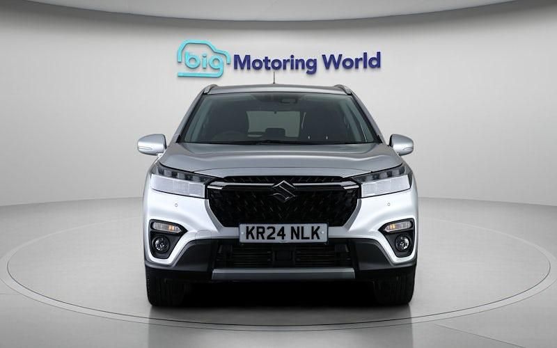 Usado Suzuki SX4 S-Cross 129 HP (94 kW) 2024 Prateado SUV