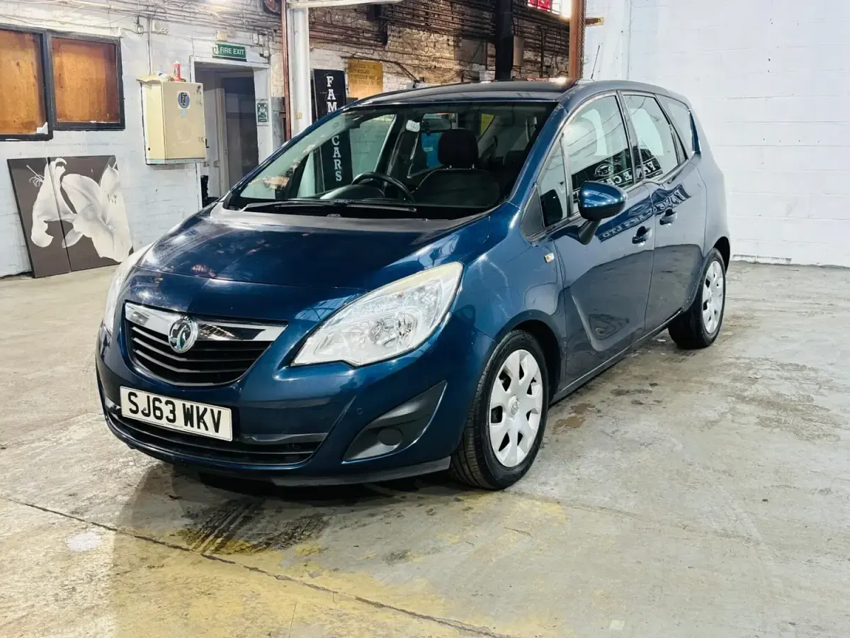 Used Vauxhall Meriva 2013 Blue MPV