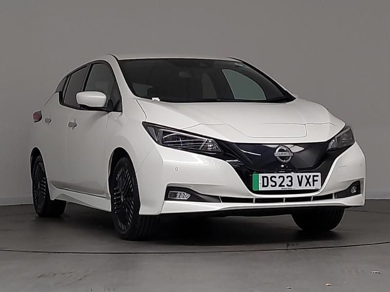 White Used 2023 Nissan Leaf Tekna Hatchback | £11,998 (Fair price) - Image 1/4