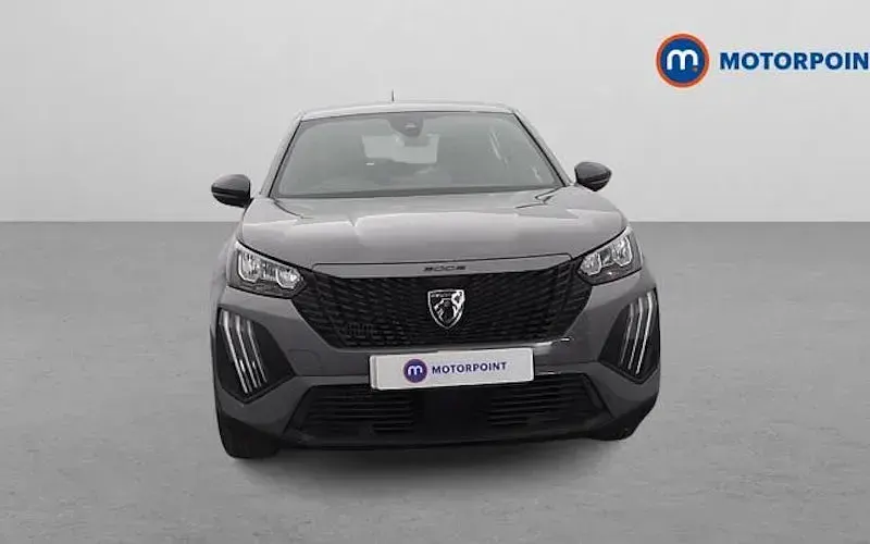 Used Peugeot 2008 Active 101 HP (74 kW) 2023 Grey SUV