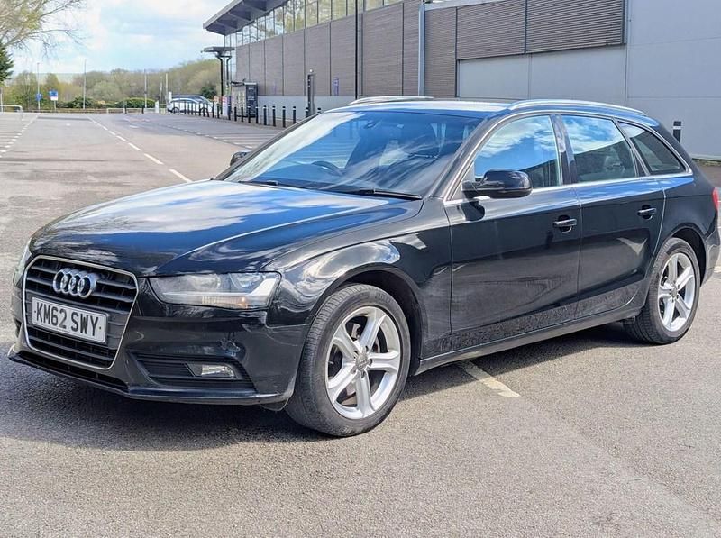 Usado Audi A4 Design 2013 Preto Carrinha