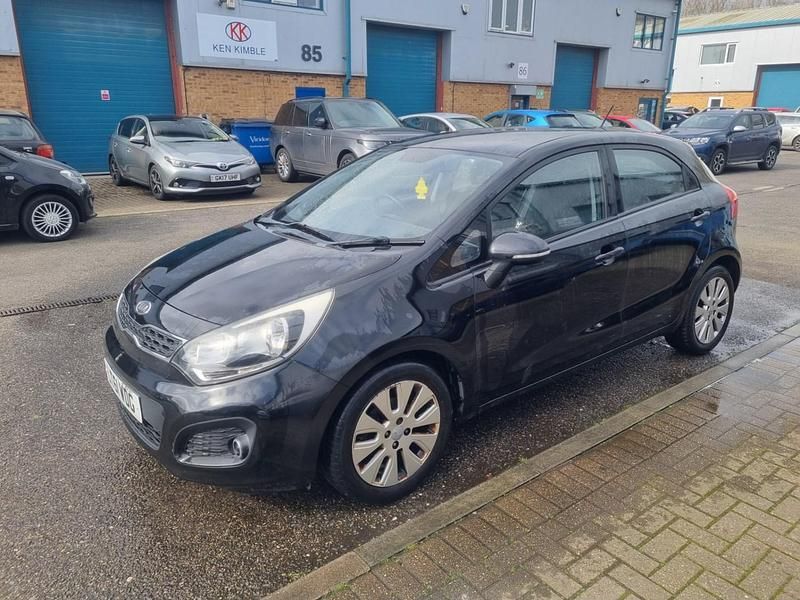 Used Kia Rio 85 HP (62 kW) 2011 Black Hatchback