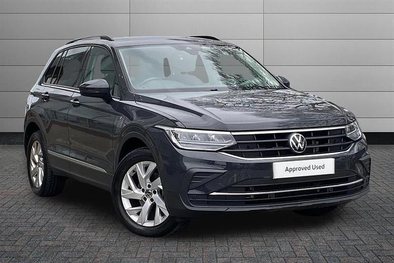 Used VW Tiguan Life 150 HP (110 kW) 2022 Grey SUV