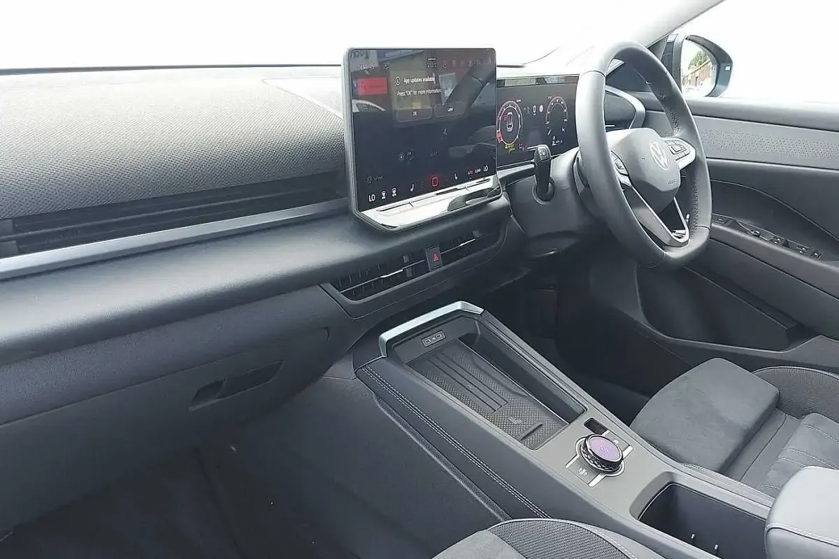 New VW T-Roc Style 2026 Wolf grey with black roof SUV