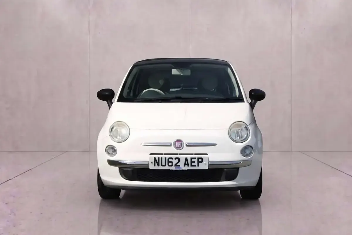 Used Fiat 500 Lounge 69 HP (50 kW) 2012 White Hatchback