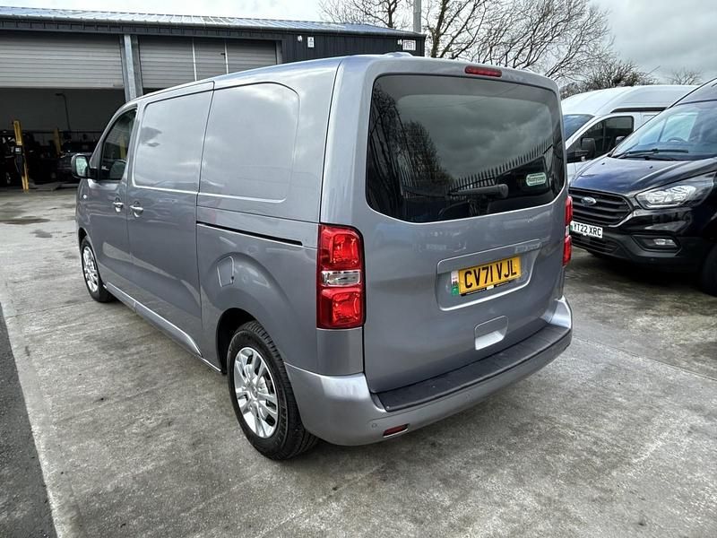 Used Vauxhall Vivaro Sportive 100 HP (73 kW) 2022 Grey MPV
