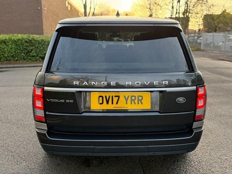 Used Land Rover Range Rover Vogue SE 258 HP (189 kW) 2017 Grey SUV