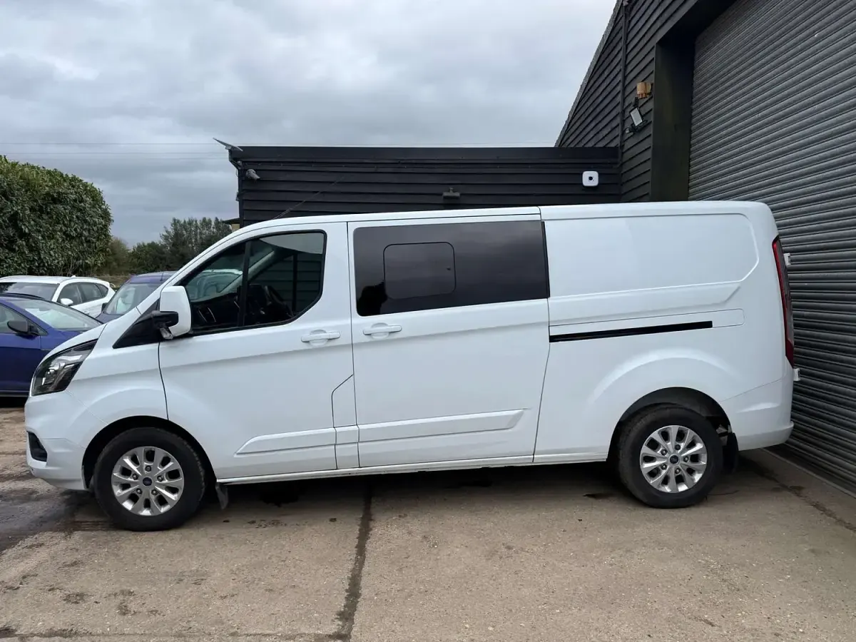 Used Ford 300 Limited 130 HP (95 kW) 2022 White Estate