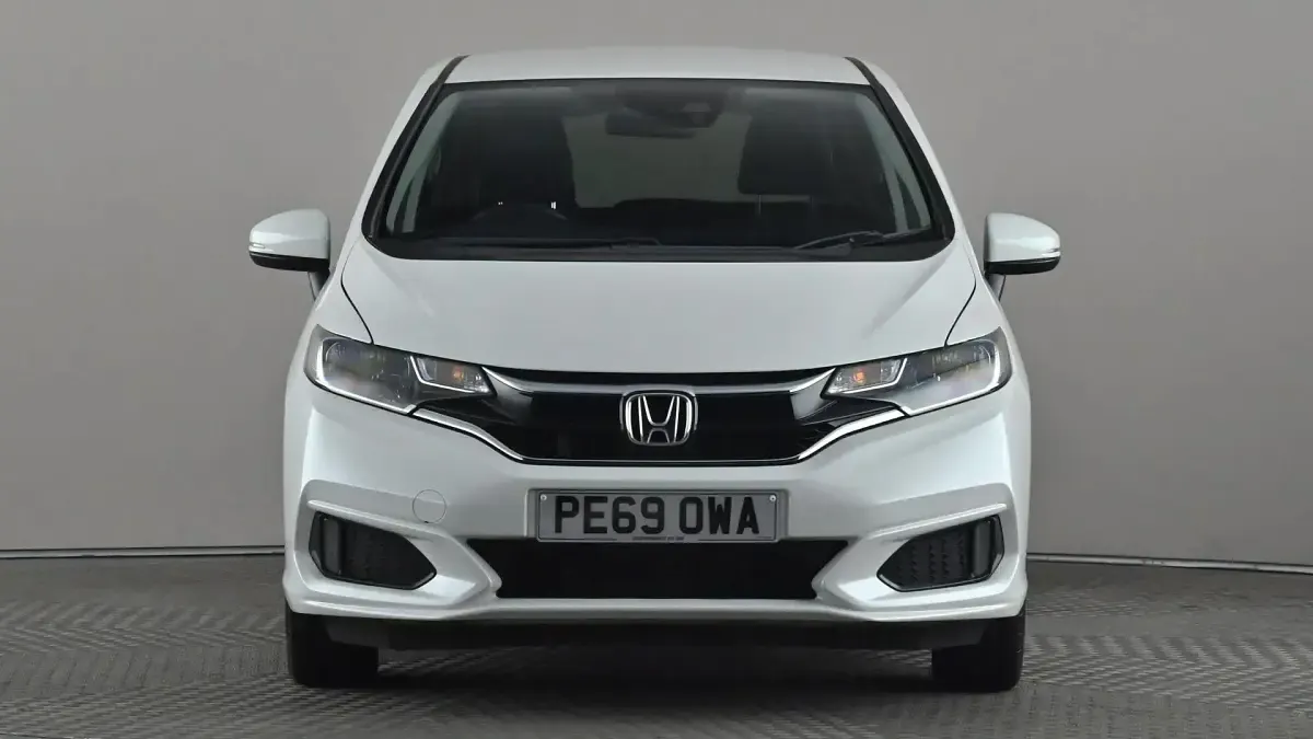 Second-hand Honda Jazz S 102 CP (75 kW) 2019 Alb Hatchback
