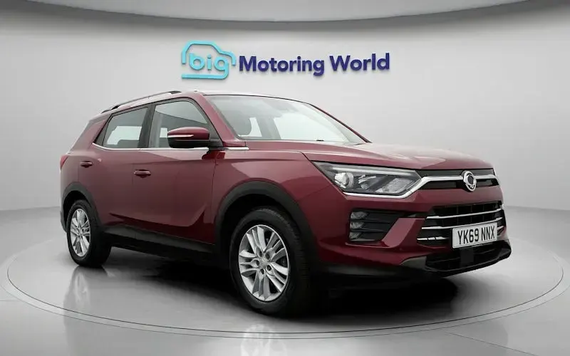Used SsangYong Korando 136 HP (100 kW) 2019 Red Estate